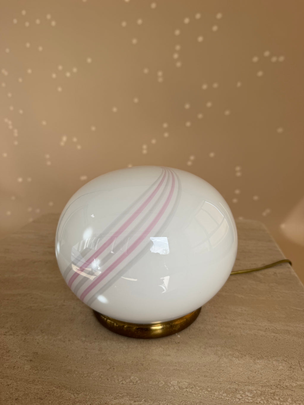Vintage Italiaanse glazen tafellamp met roze swirl | 1970s/80s