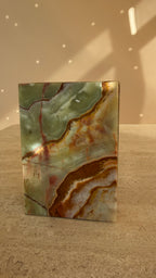 Vintage onyx sieradendoos met messing details