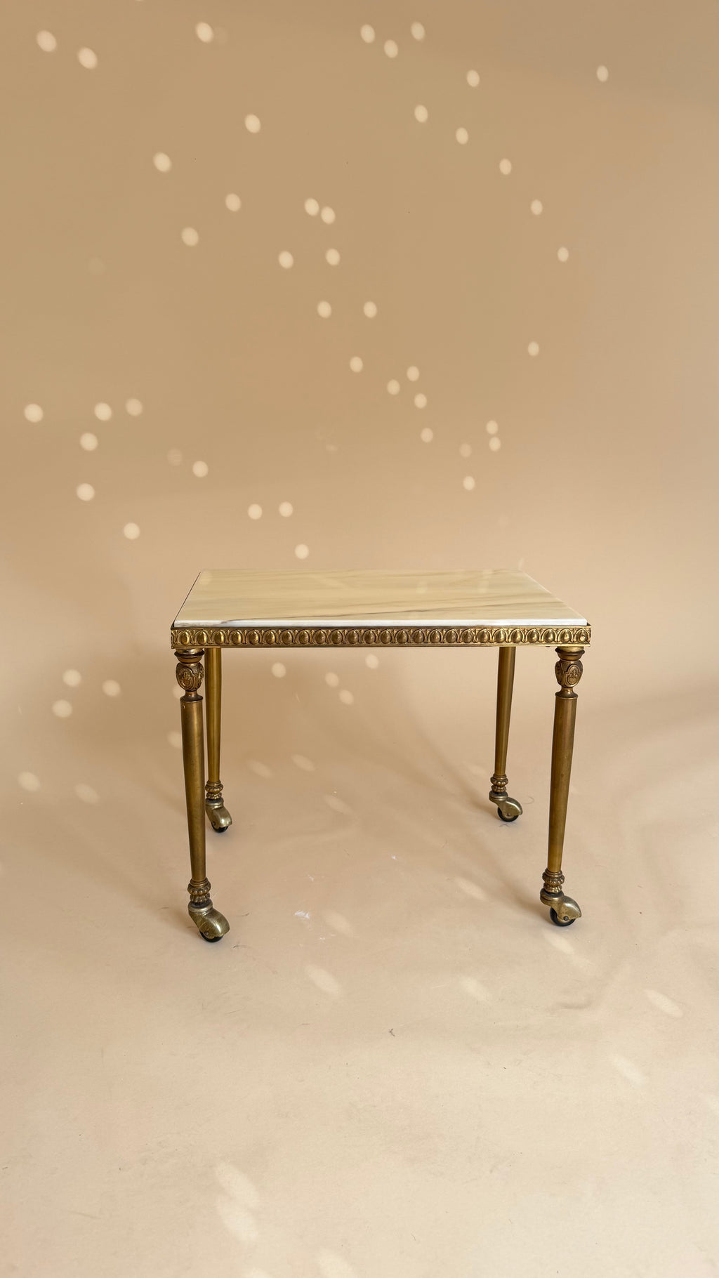 Vintage marmeren nesttafels | Hollywood Regency