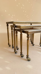Vintage marmeren nesttafels | Hollywood Regency
