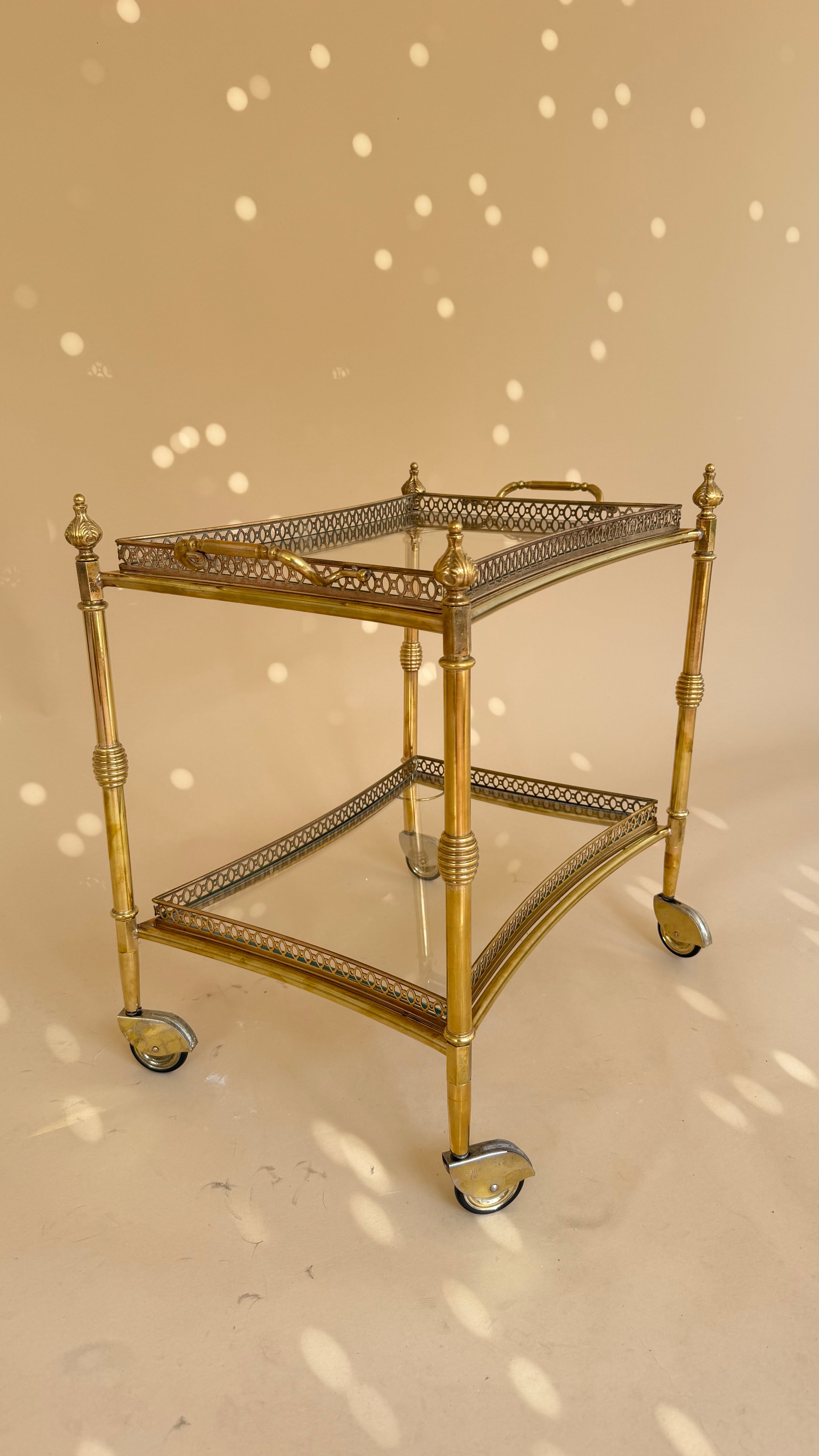 Vintage messing bar cart | Hollywood Regency