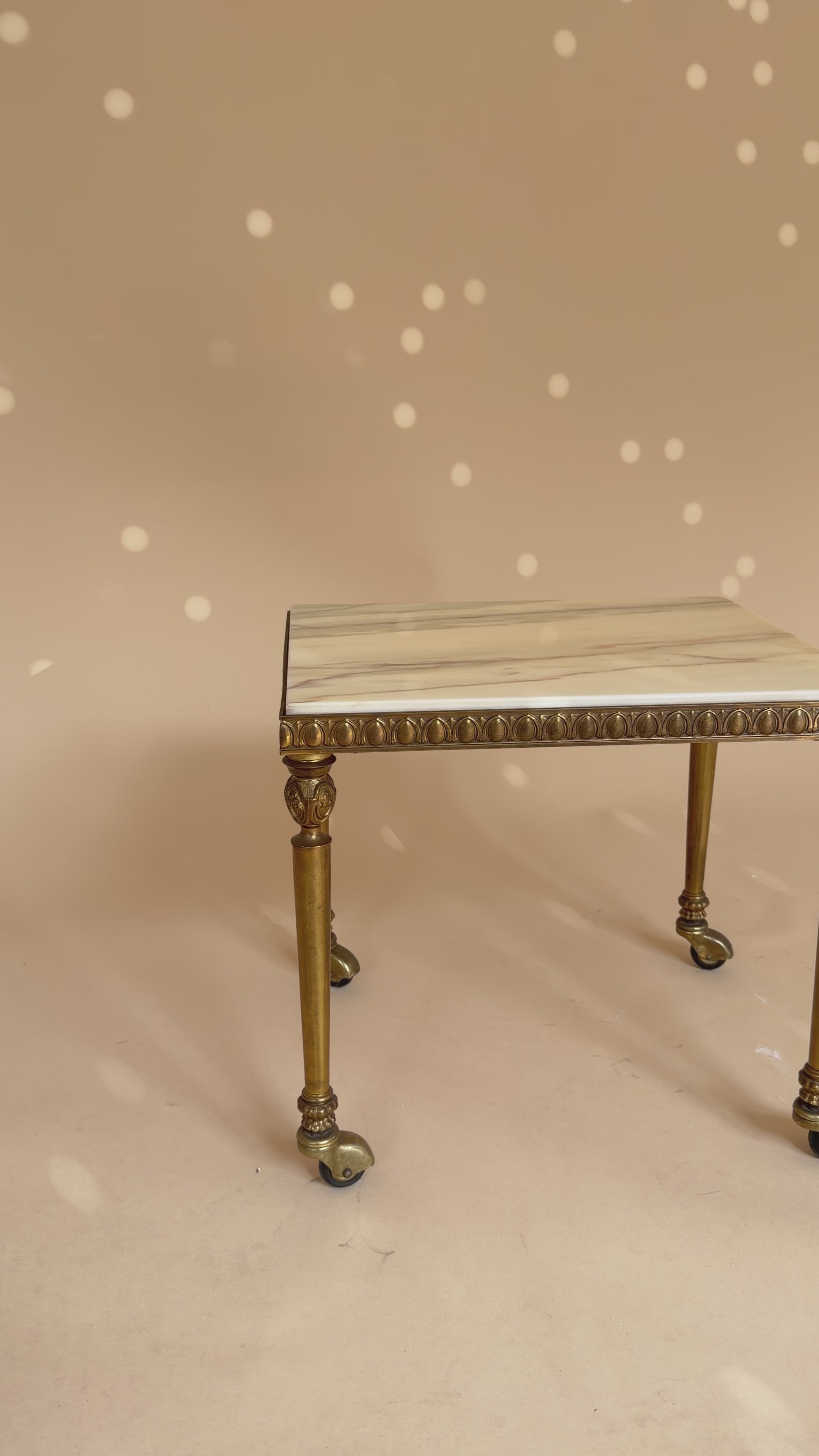 Vintage marmeren nesttafels | Hollywood Regency