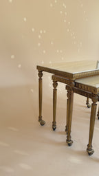 Vintage marmeren nesttafels | Hollywood Regency